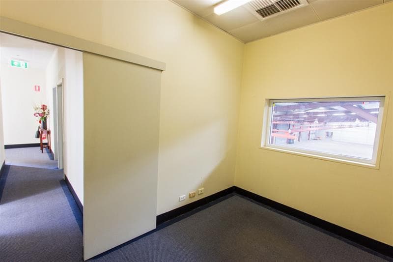 15a School Drive TOMAGO NSW