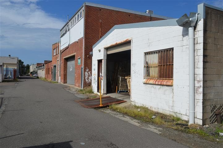 56 Young Street LAMBTON NSW