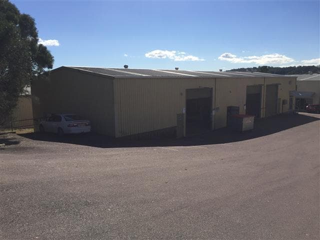 Unit 3/8 Nelson Road CARDIFF NSW