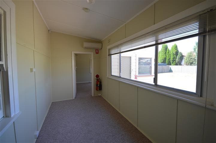 8 Glenelg Street RAYMOND TERRACE NSW