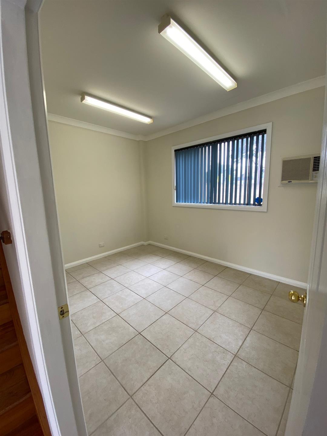 Unit 2/70-72 Orlando Road Lambton NSW