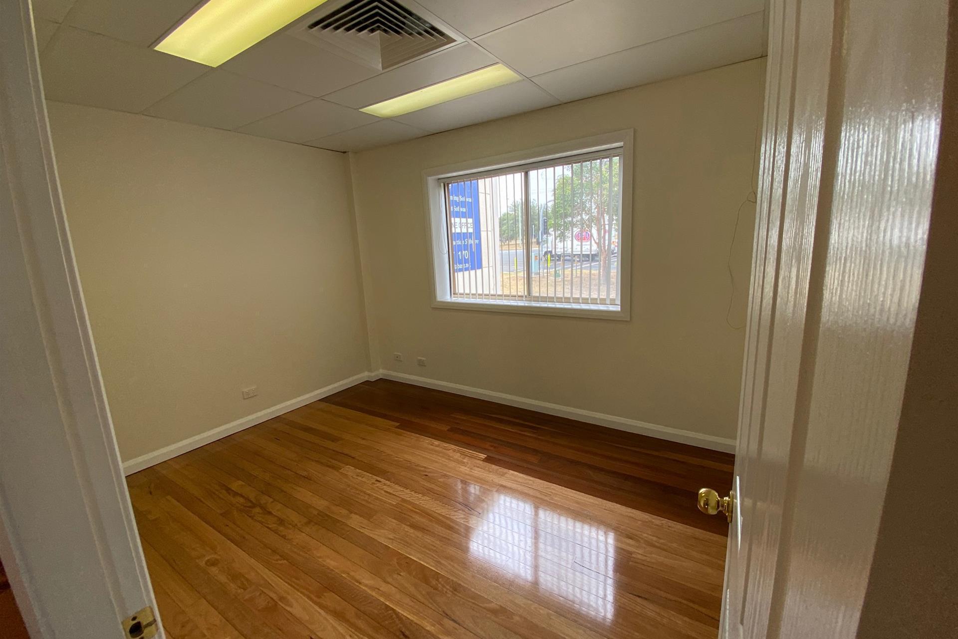 Unit 2/70-72 Orlando Road Lambton NSW