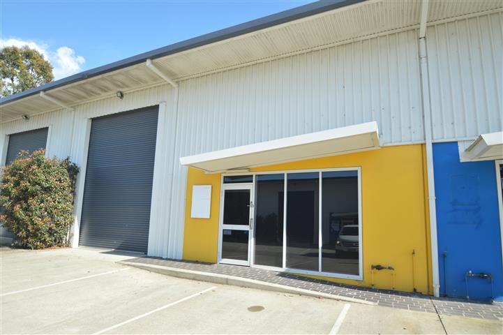 Unit 2/30 Shipley Drive Rutherford NSW