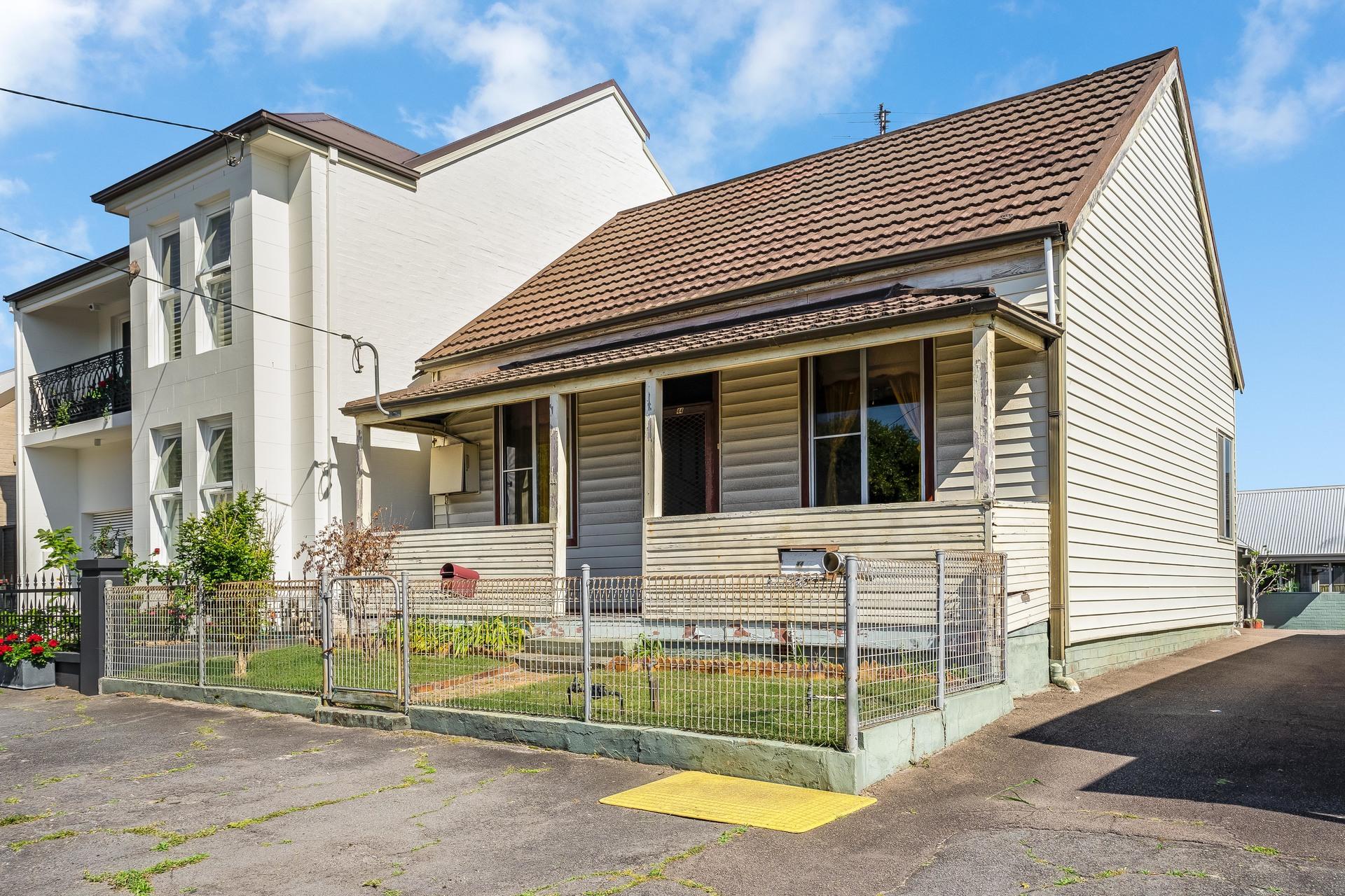 44 Corlette  Street Cooks Hill NSW