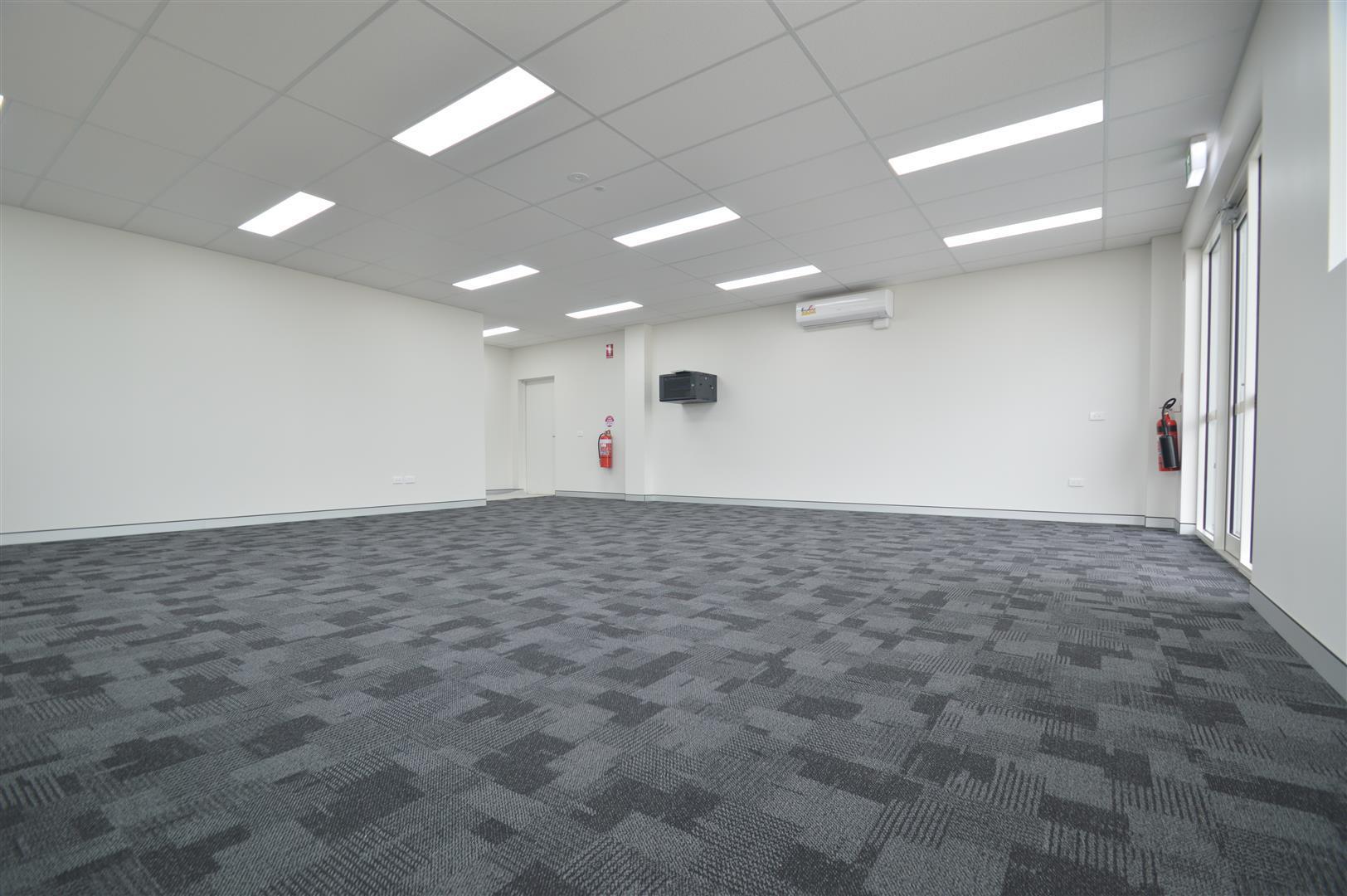 Unit 1/51 Camfield  Drive Heatherbrae NSW