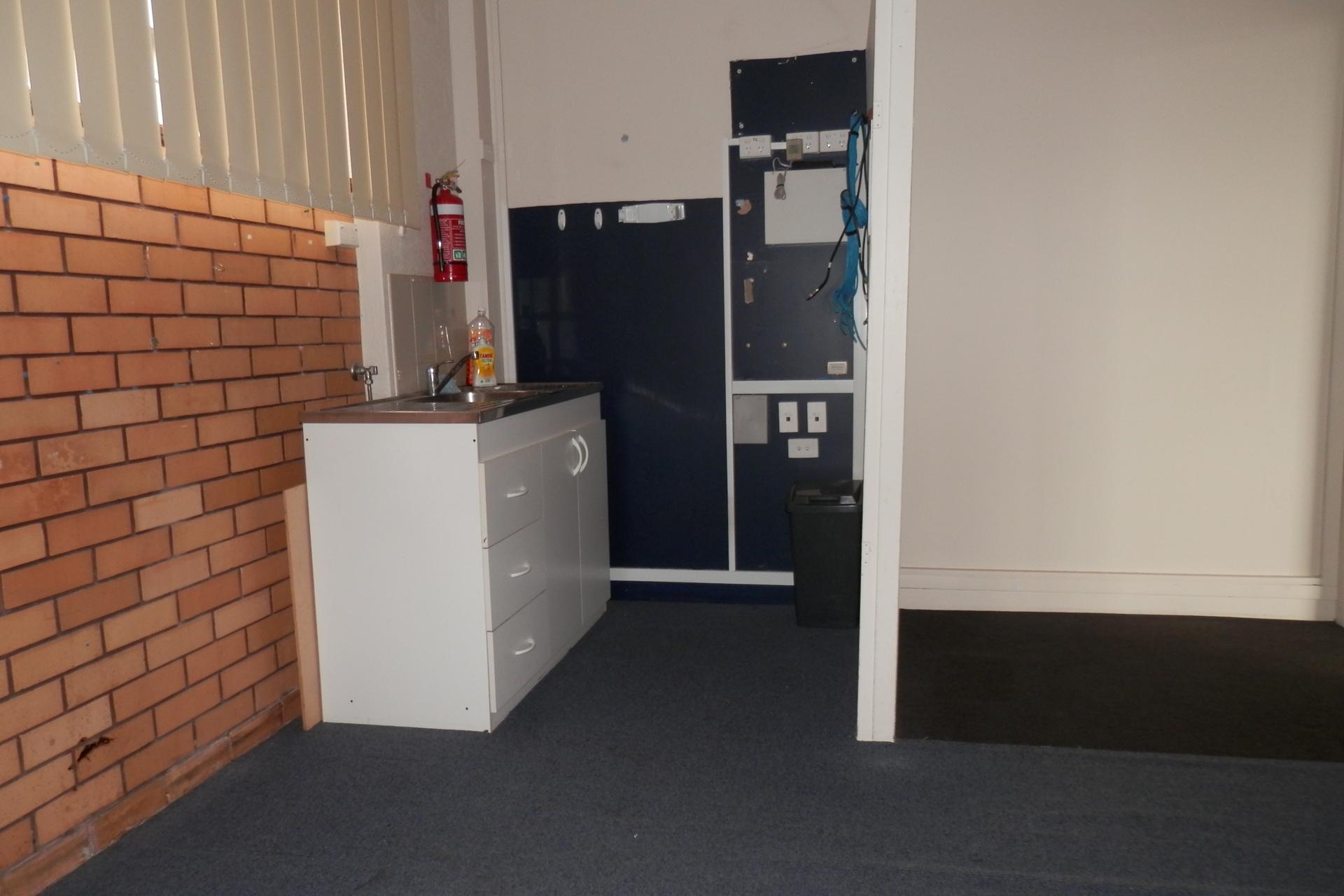 Shop 8a/478 The  Esplanade Warners Bay NSW