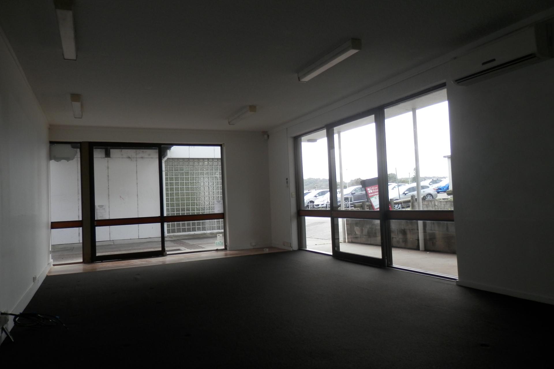 Shop 8a/478 The  Esplanade Warners Bay NSW
