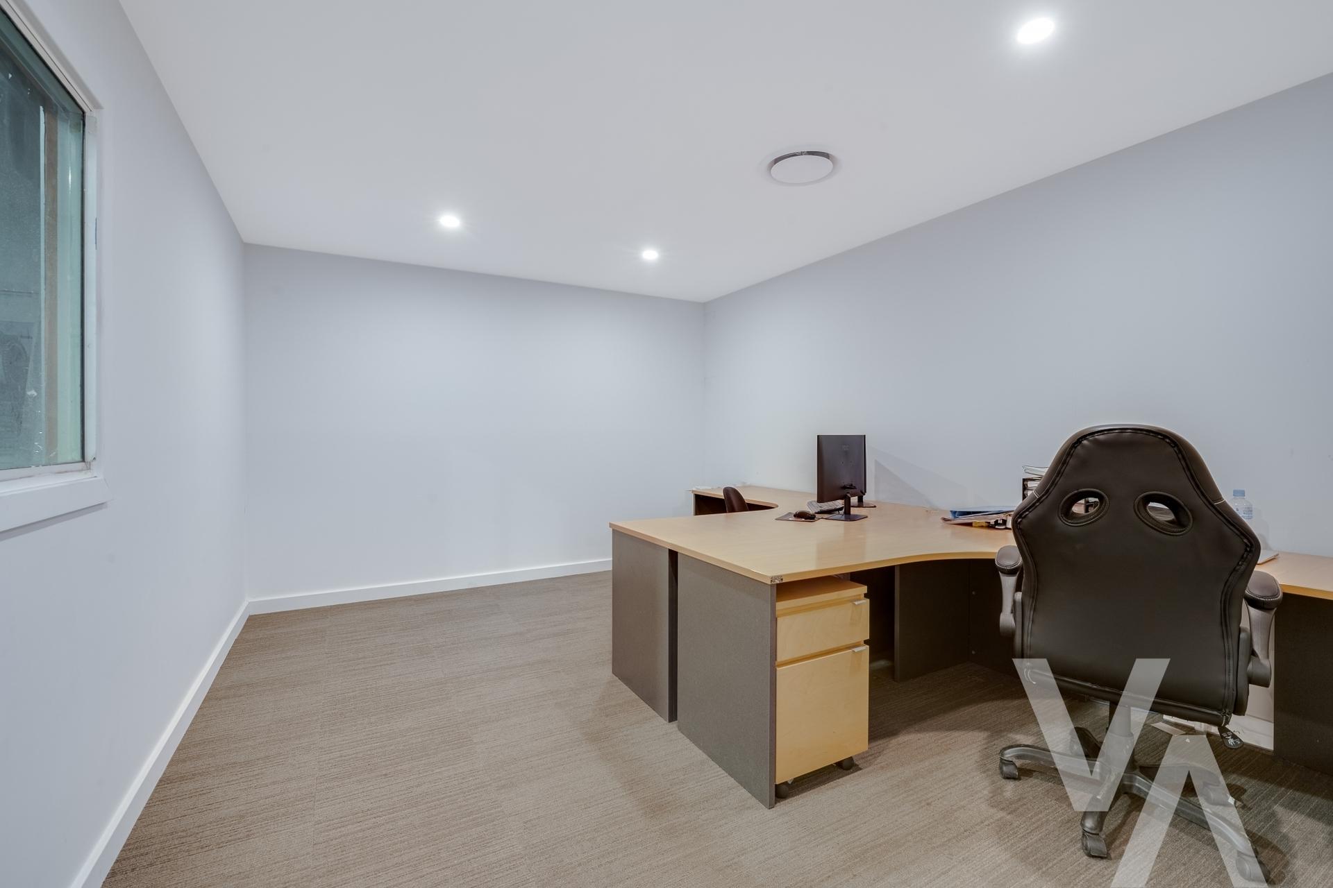 Unit 2/16 Spit Island Close Mayfield West NSW