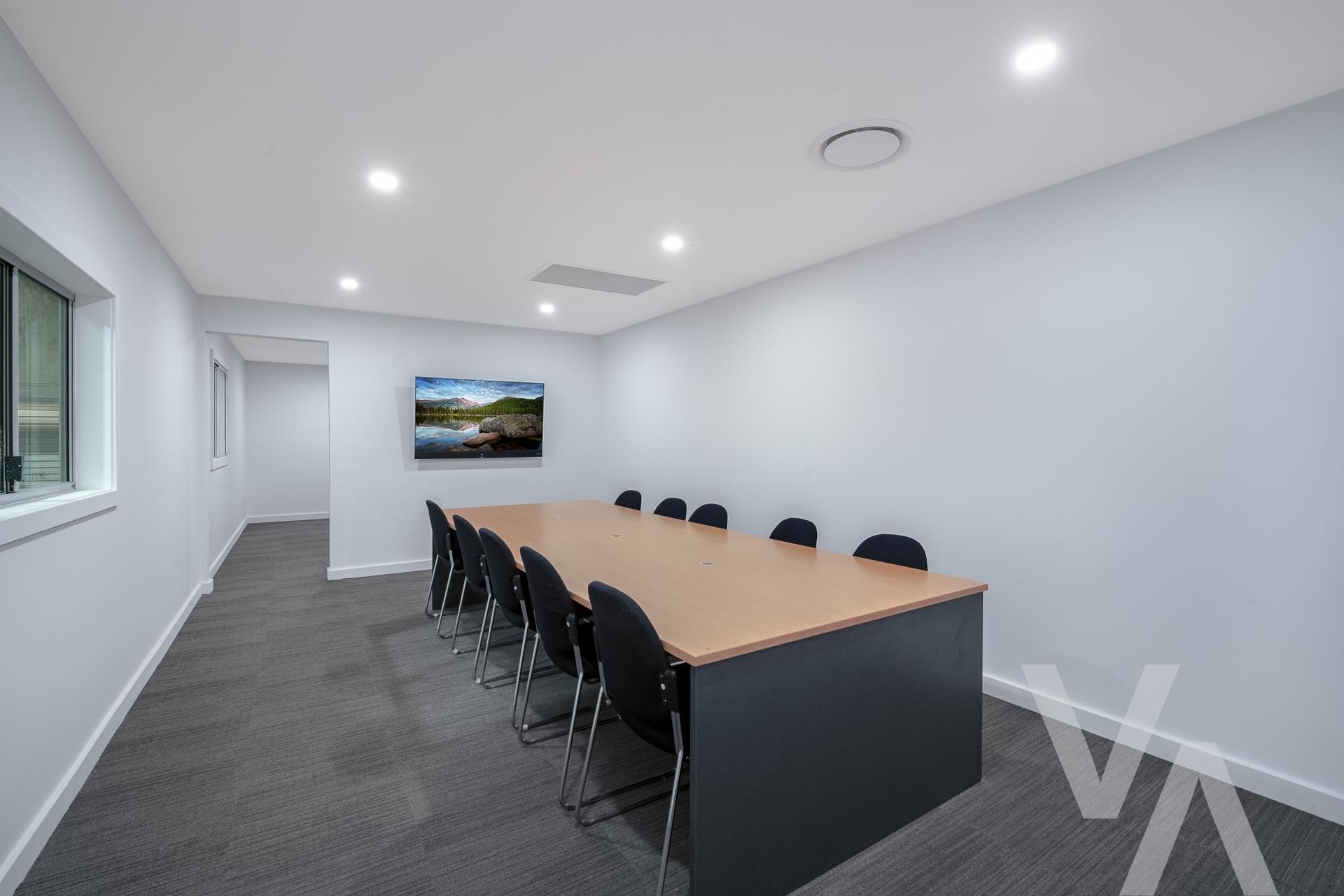 Unit 2/16 Spit Island Close Mayfield West NSW