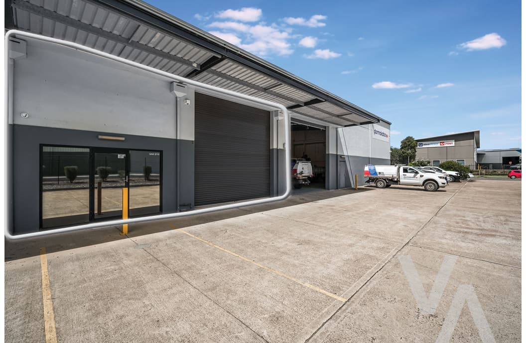 Unit 2/16 Spit Island Close Mayfield West NSW