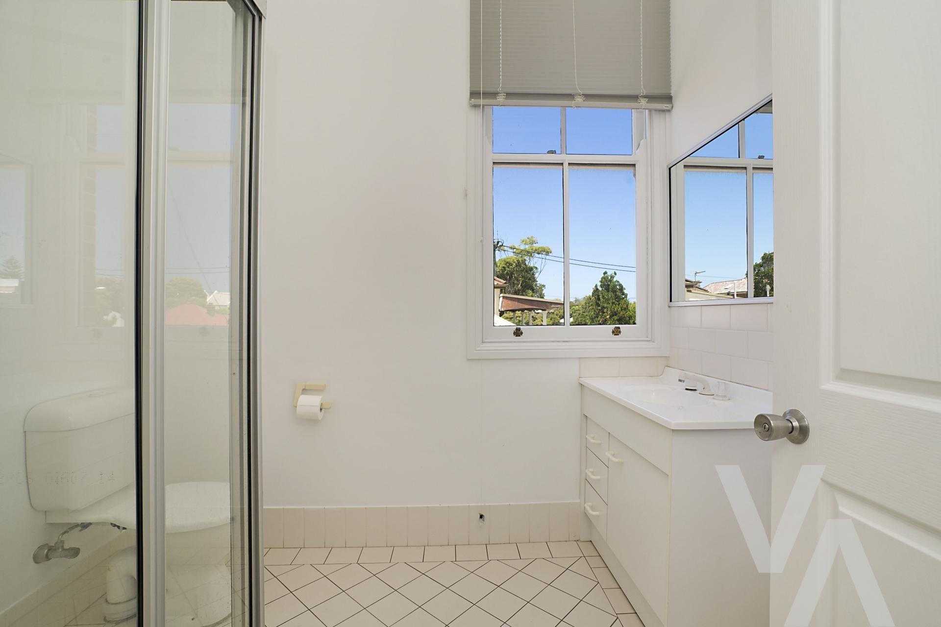 First Floor/38 James Street Hamilton NSW