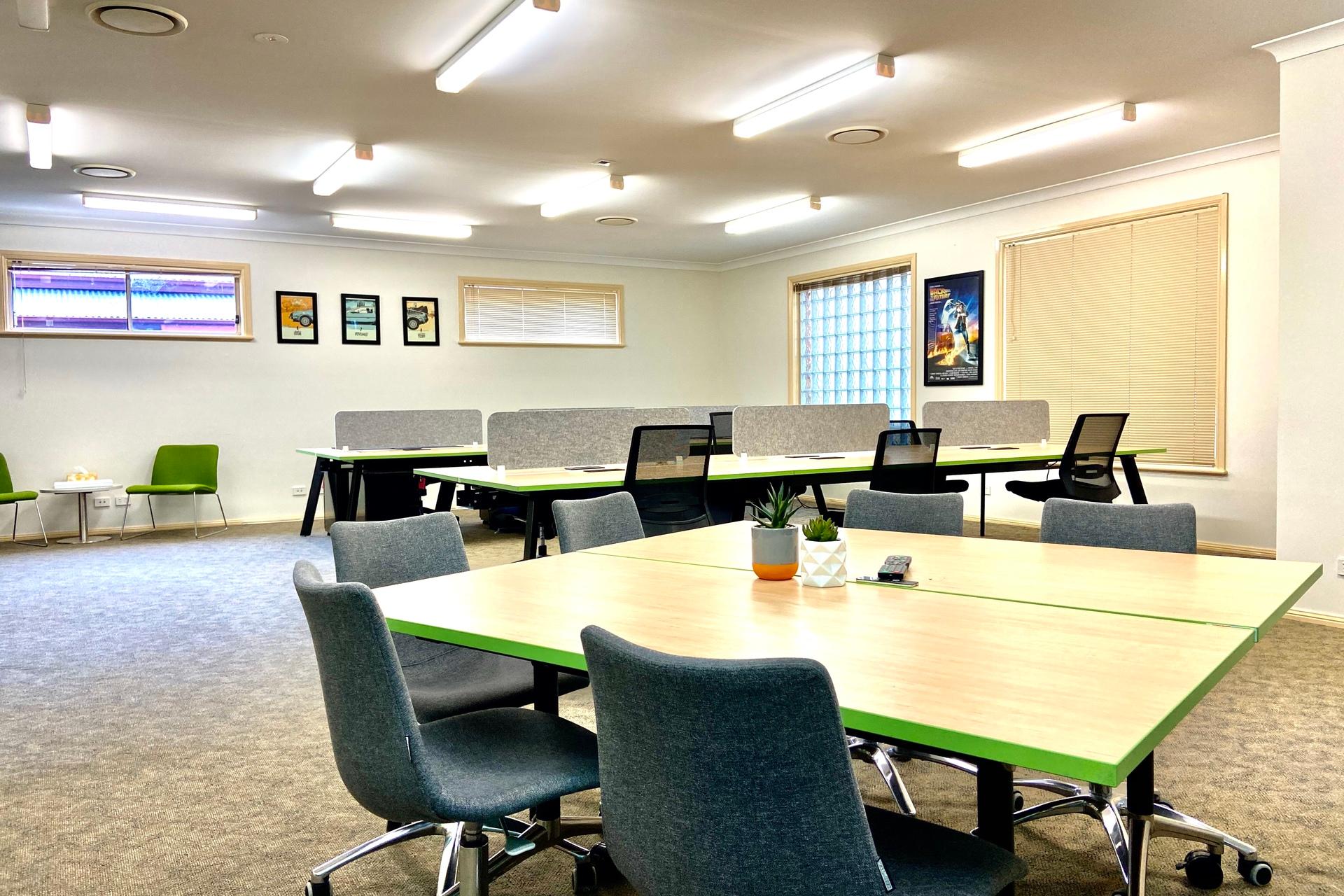 (Suite 4)/48 Belmore Road Lorn NSW
