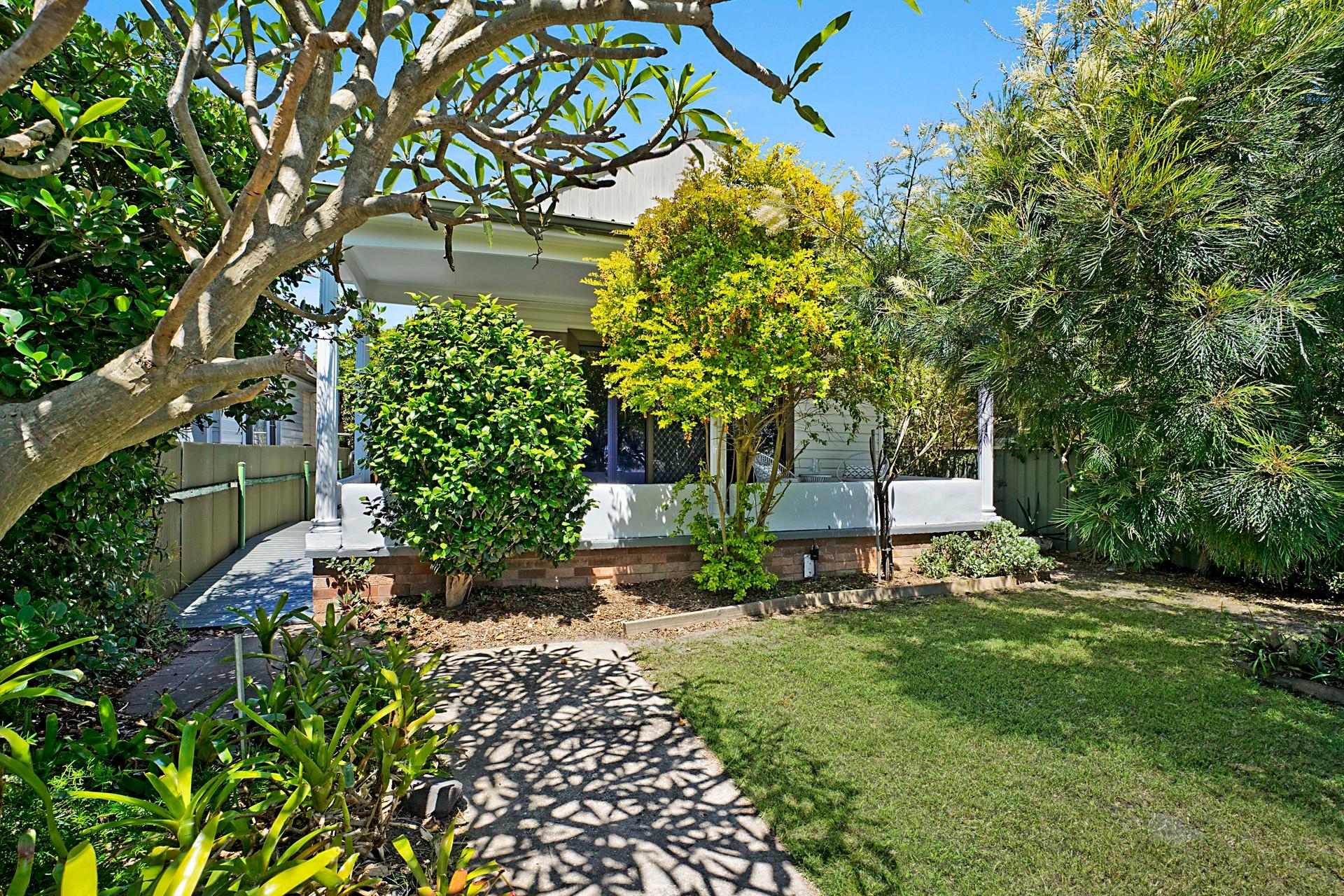 206 Dunbar Street Stockton NSW