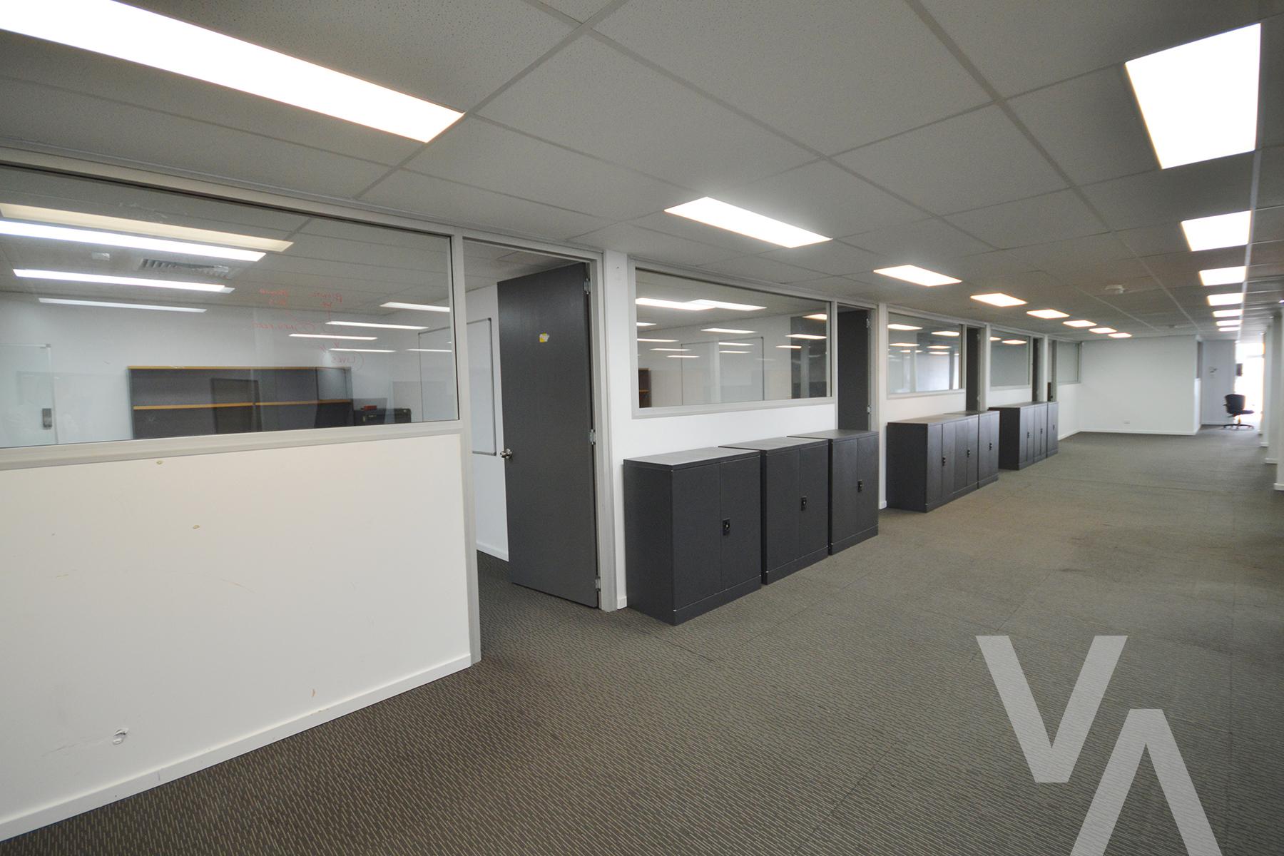 19 Groves Road Bennetts Green NSW