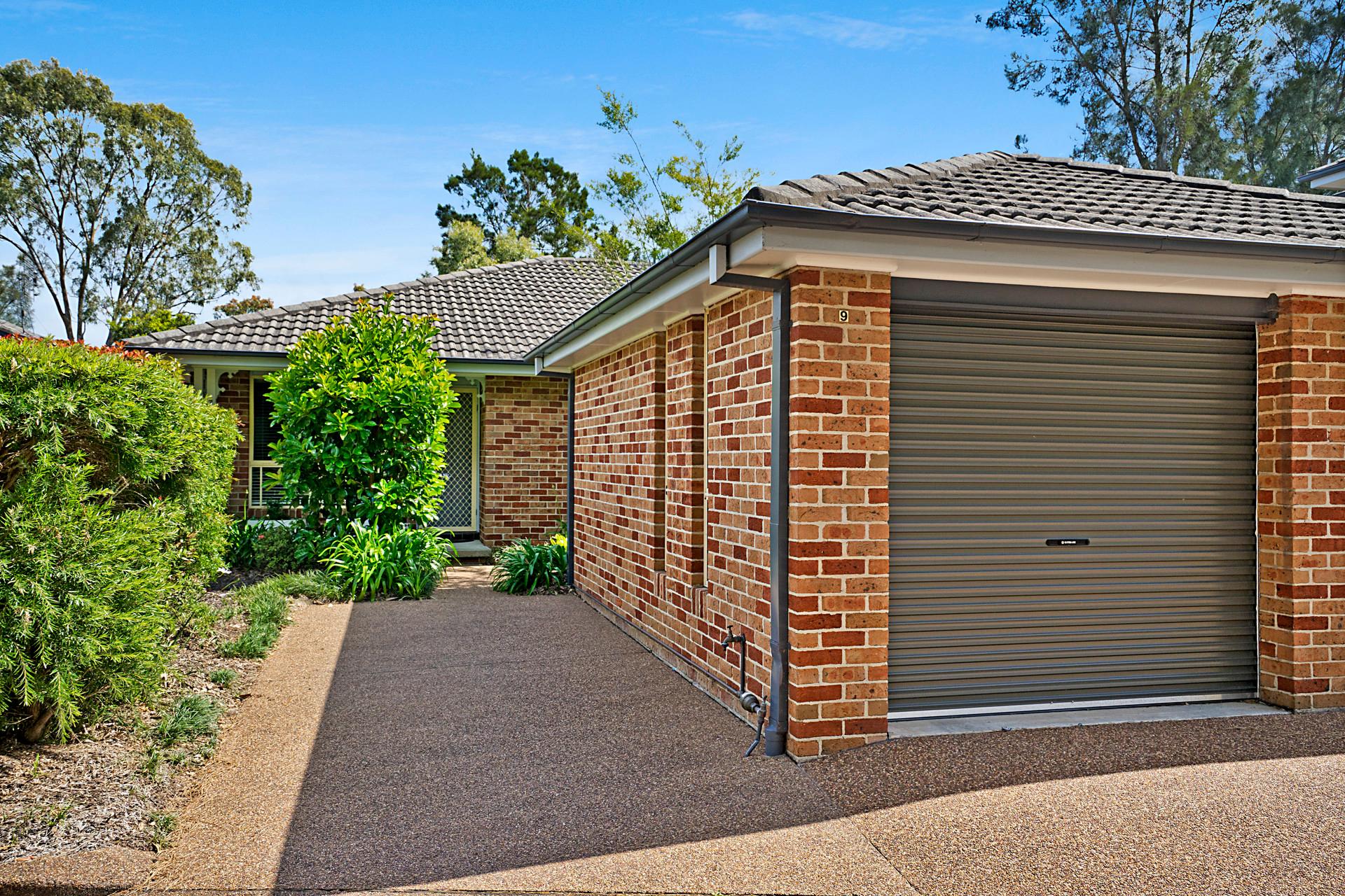 9/1 Derwent  Crescent Lakelands NSW