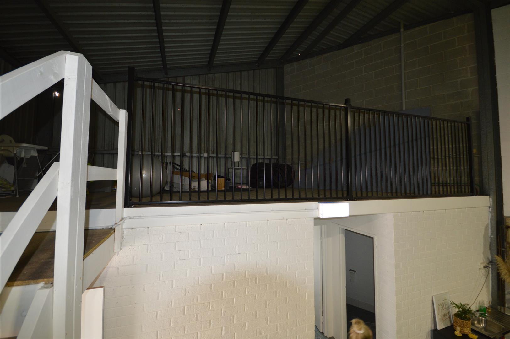 Shed B/194 Macquarie Road Warners Bay NSW