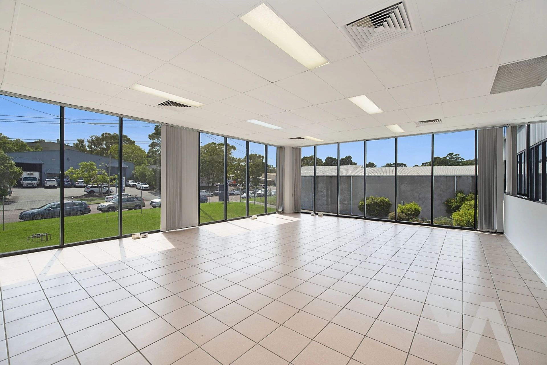 3-7 Ironbark Close Warabrook NSW