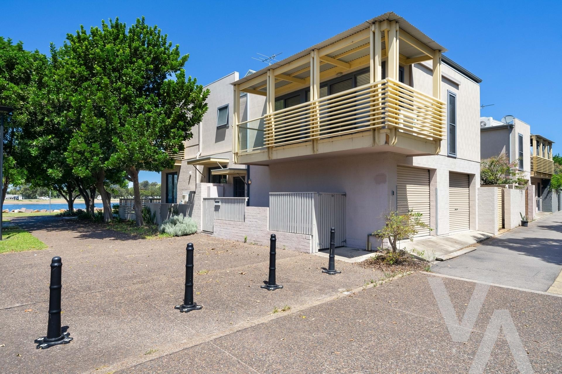 6a Mill Place Wickham NSW