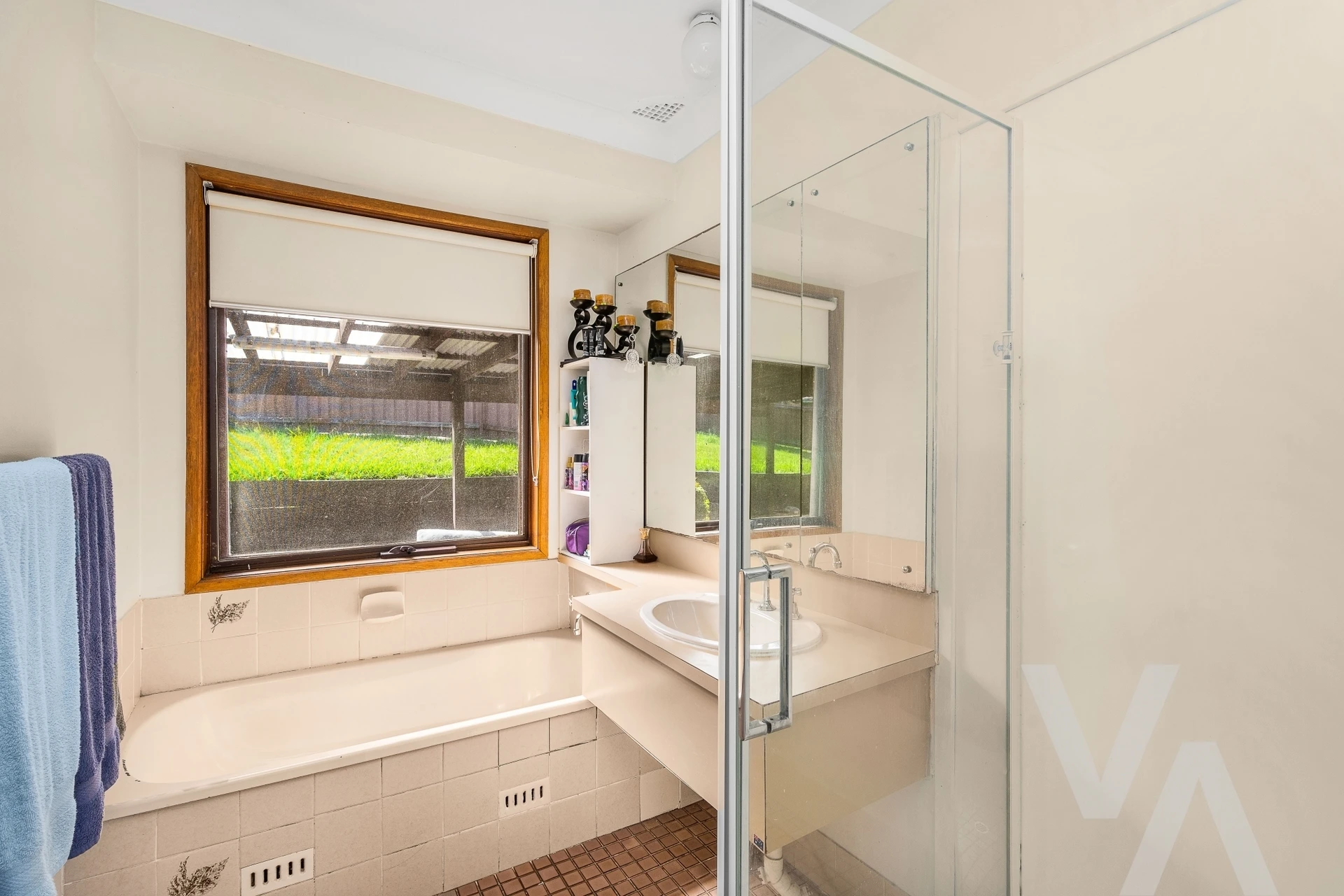 2 Cobb Close Maryland NSW