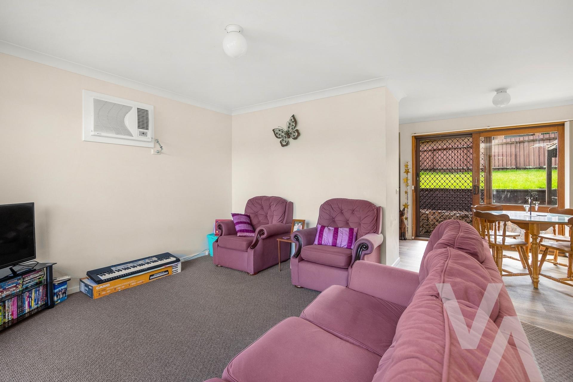 2 Cobb  Close Maryland NSW