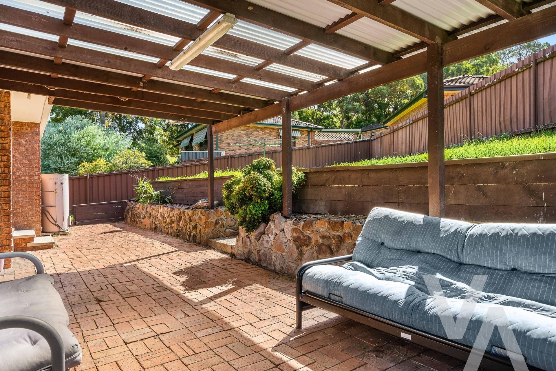 2 Cobb  Close Maryland NSW