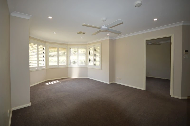 1 Hebrides Road FLETCHER NSW