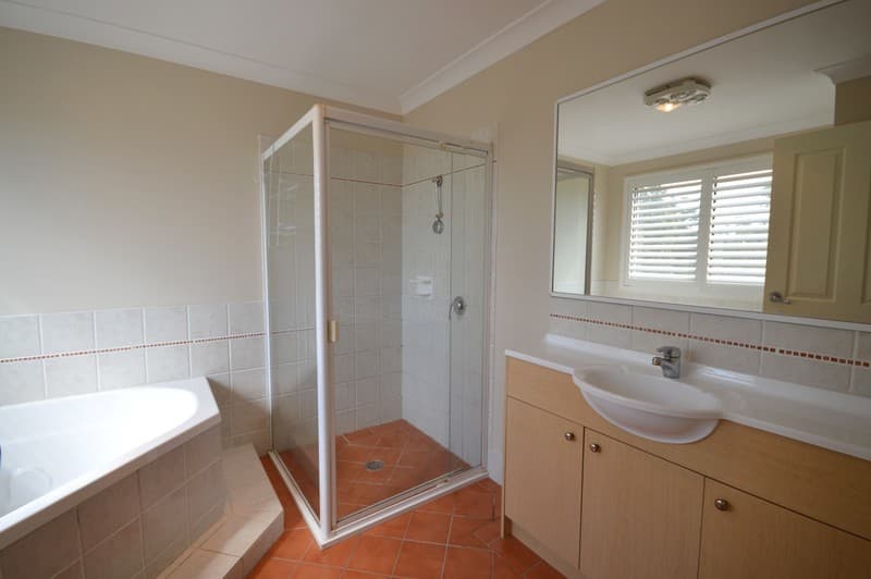 1 Hebrides Road FLETCHER NSW