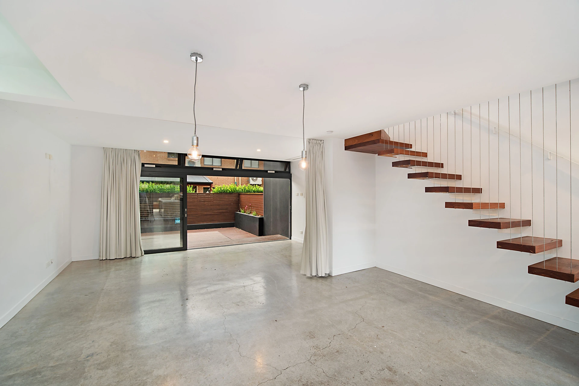 4/7 Myola Street Mayfield NSW