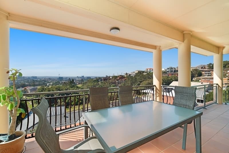 2/77 Nesca Parade THE HILL NSW