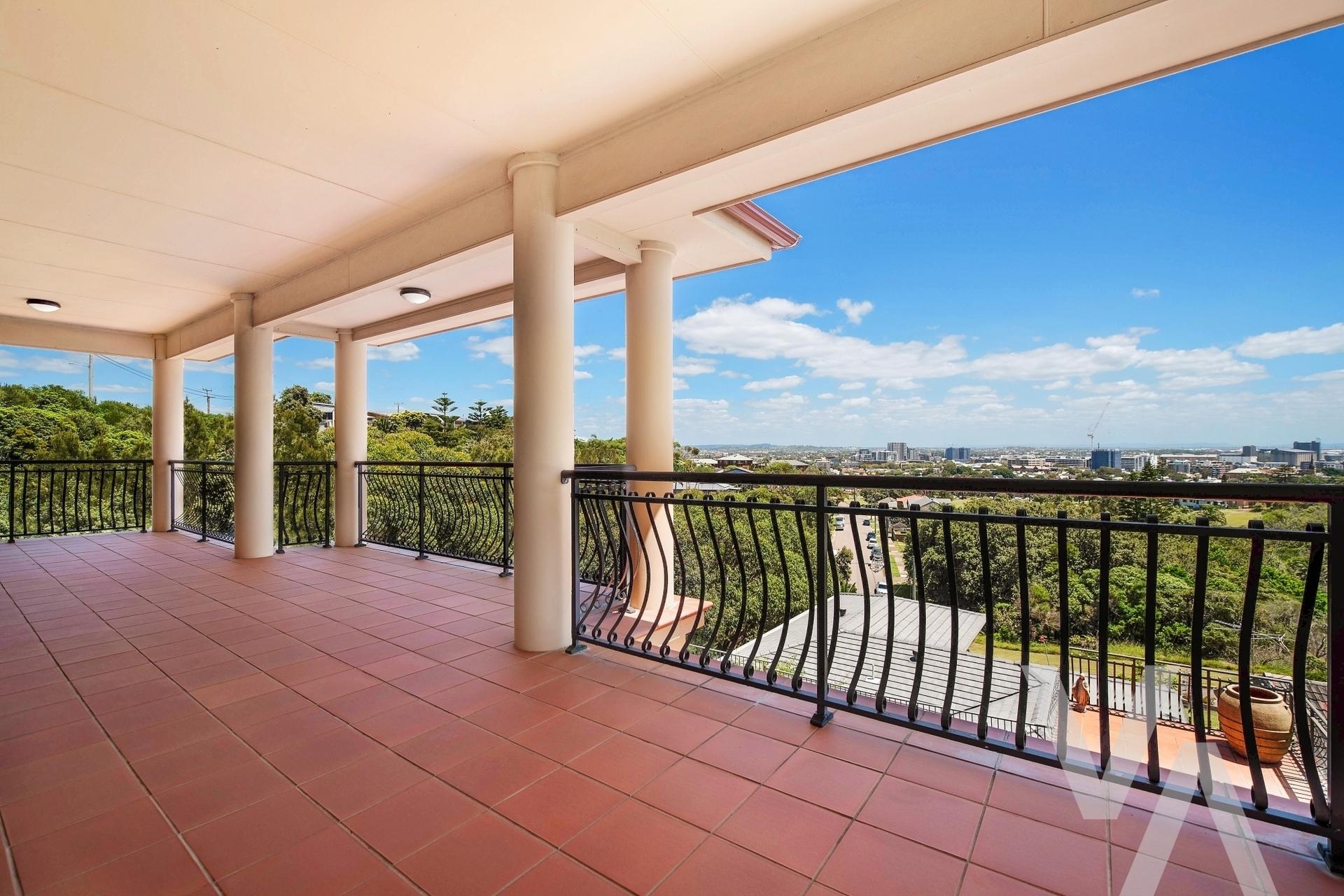 2/77 Nesca Parade THE HILL NSW
