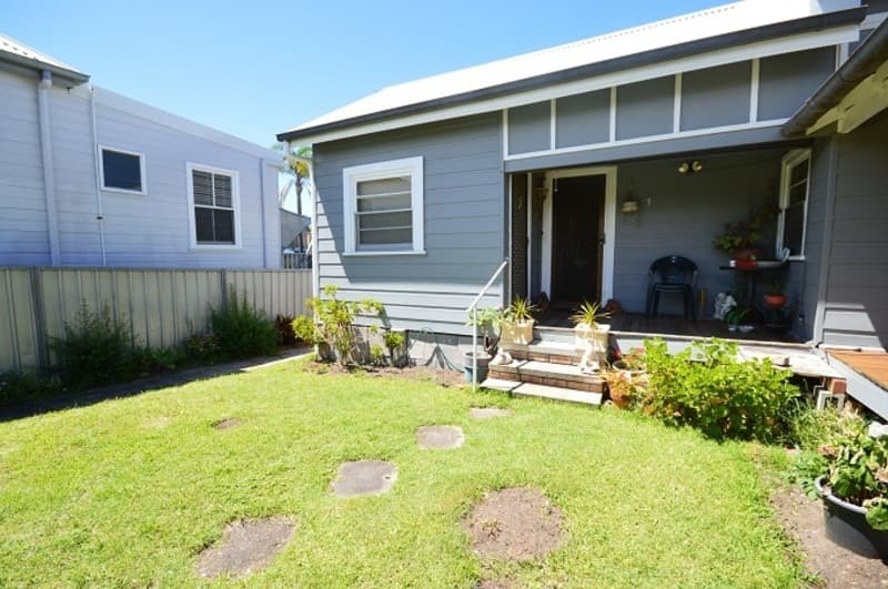 1/29 Crown Street STOCKTON NSW