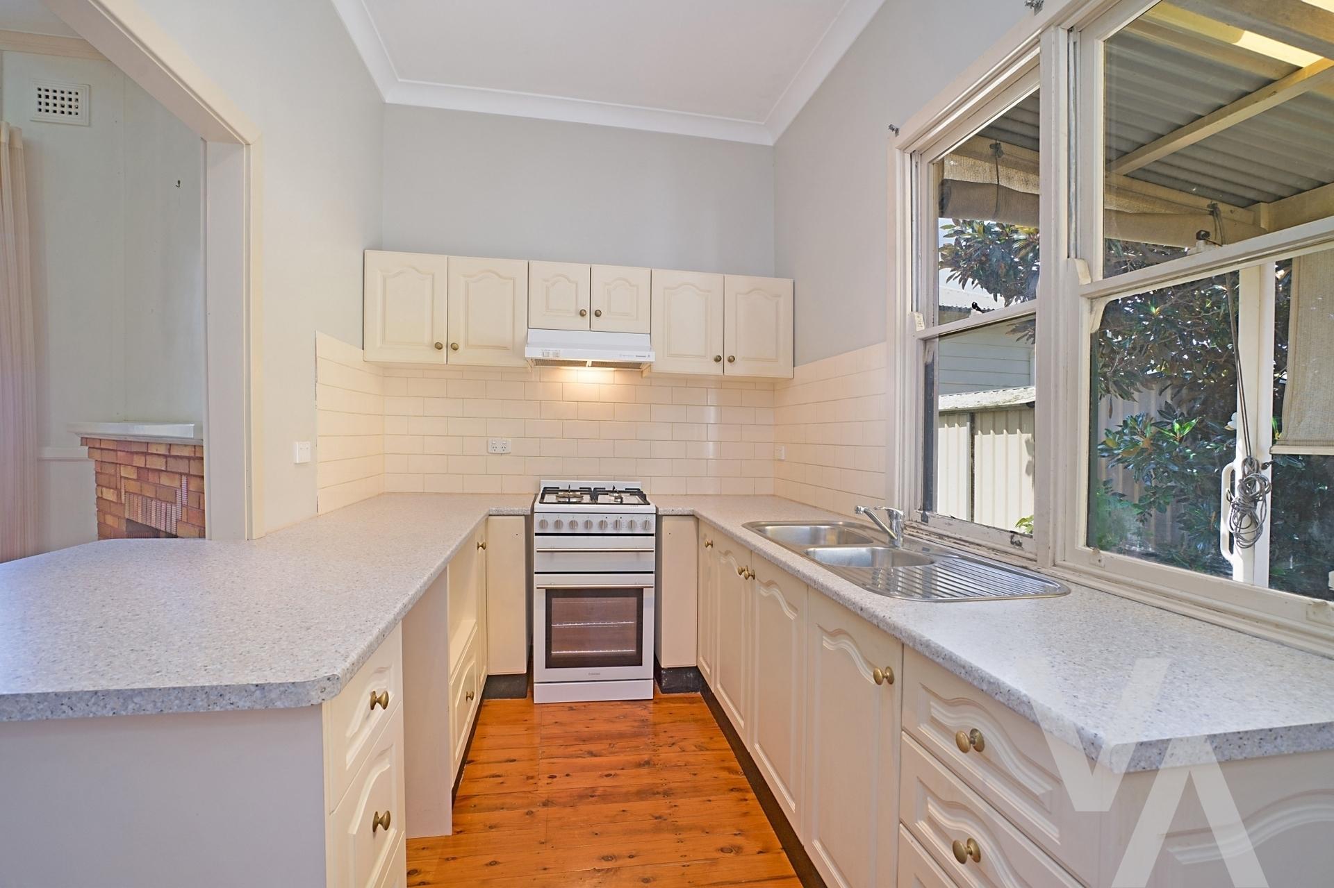 27 Mordue Parade Jesmond NSW