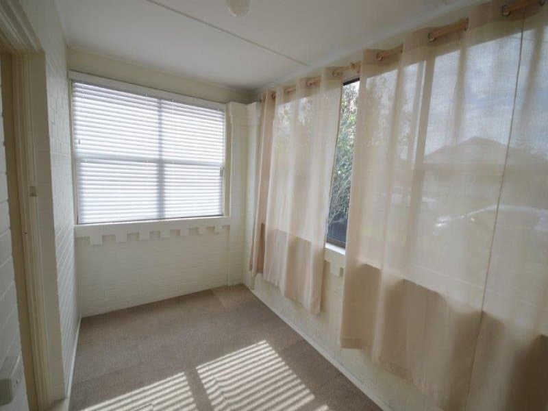 27 Roxburgh Street STOCKTON NSW