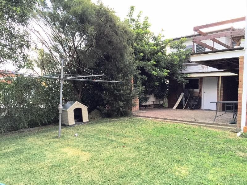 8 Valley View Crescent GLENDALE NSW