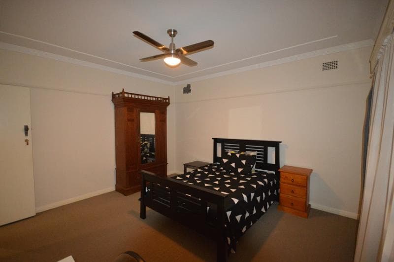 Room 1/19 Angus Avenue WARATAH WEST NSW