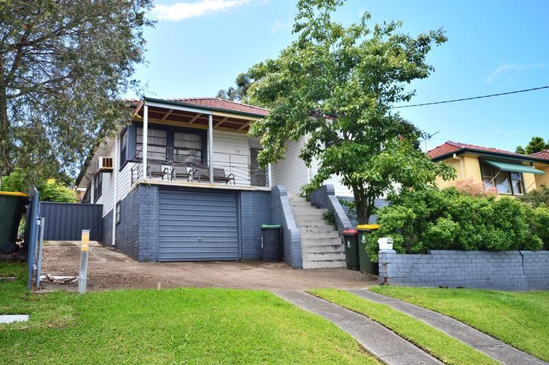 Room 3/19 Angus Avenue WARATAH WEST NSW