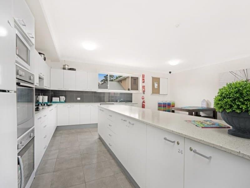 18/11  Hanbury MAYFIELD NSW