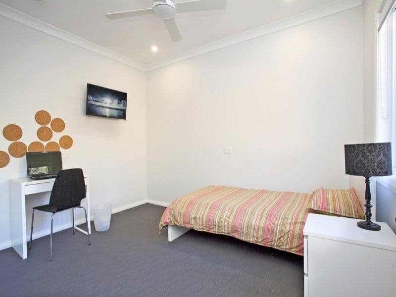 Room 1/37 Moore Street BIRMINGHAM GARDENS NSW