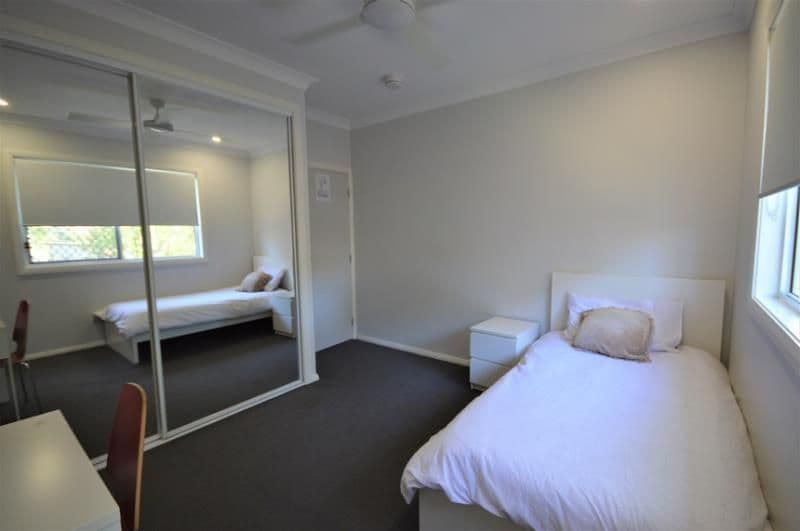 Room 5/37 Moore Street BIRMINGHAM GARDENS NSW