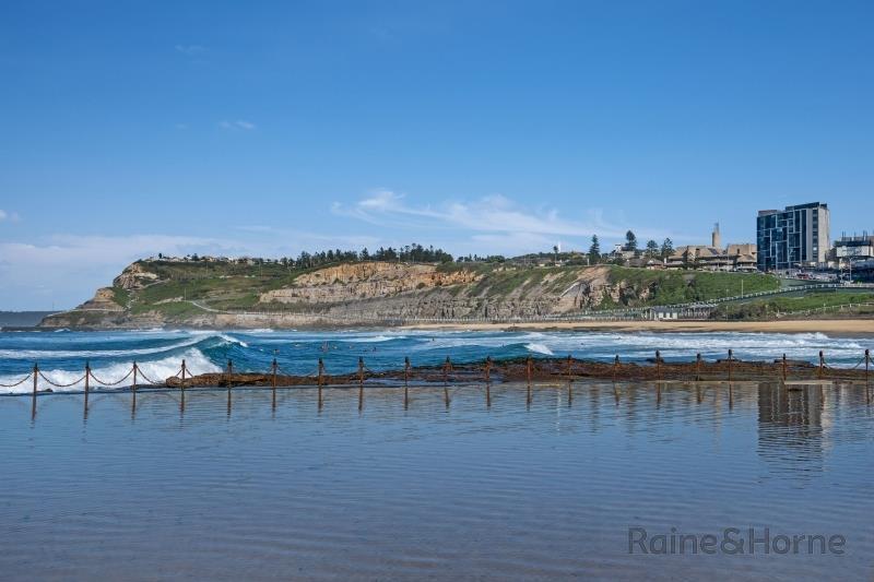 S806/77 Shortland Esplanade NEWCASTLE NSW