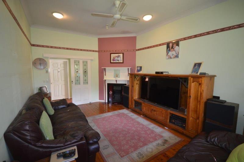 64 Roxburgh Street STOCKTON NSW