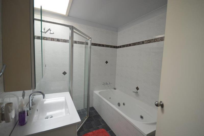 64 Roxburgh Street STOCKTON NSW