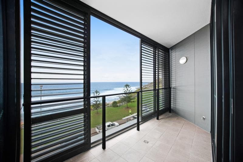 S404/77 Shortland Esplanade NEWCASTLE NSW