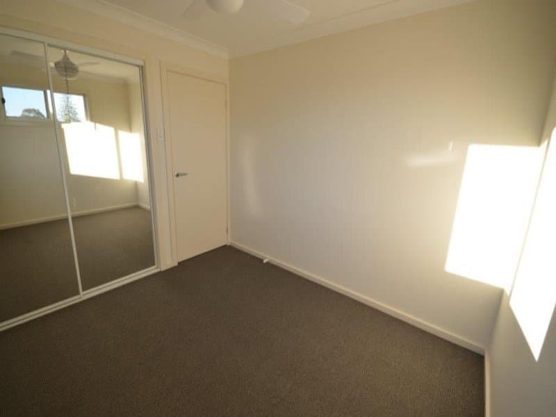 27A Roxburgh Street STOCKTON NSW