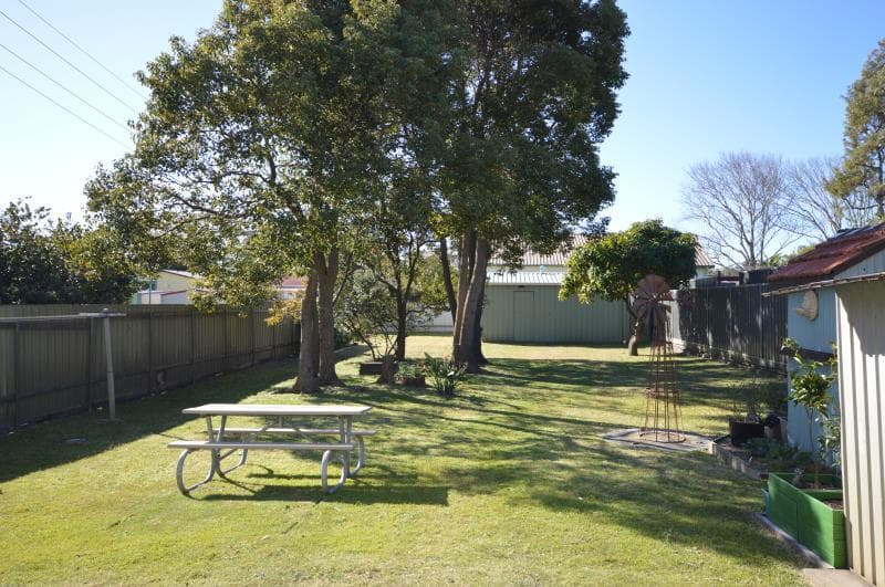 6 Rankin Road FERN BAY NSW