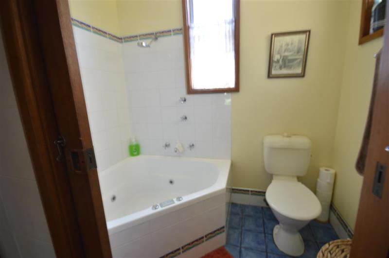 22 Douglas Street STOCKTON NSW