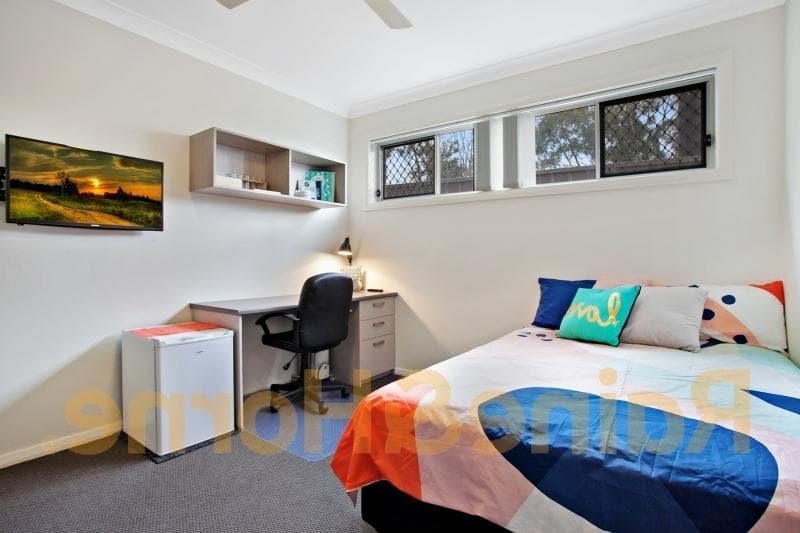 Room 204/28 Dawson Street WARATAH NSW