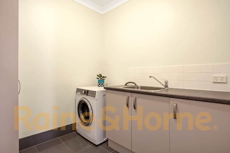 Room 206/28 Dawson Street WARATAH NSW
