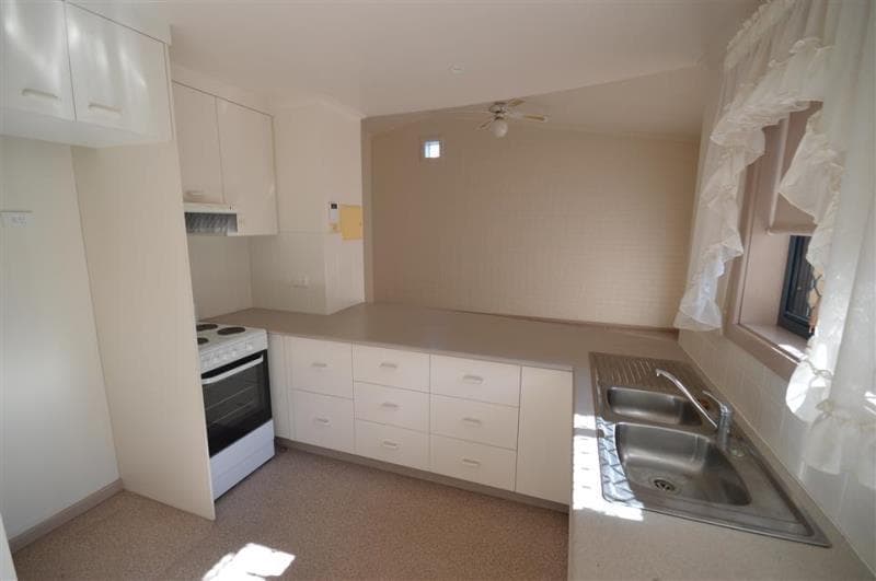 2/3 Newcastle Street STOCKTON NSW