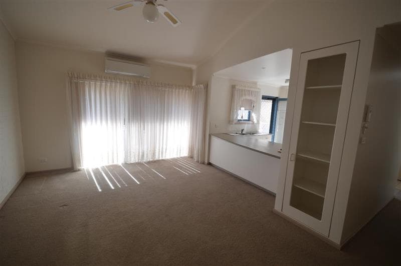 2/3 Newcastle Street STOCKTON NSW